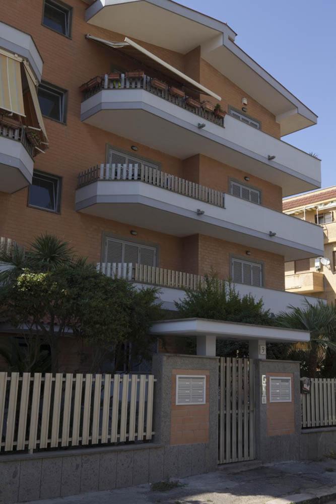 Rosa'S House Rome Airport Apartment Fiumicino Luaran gambar