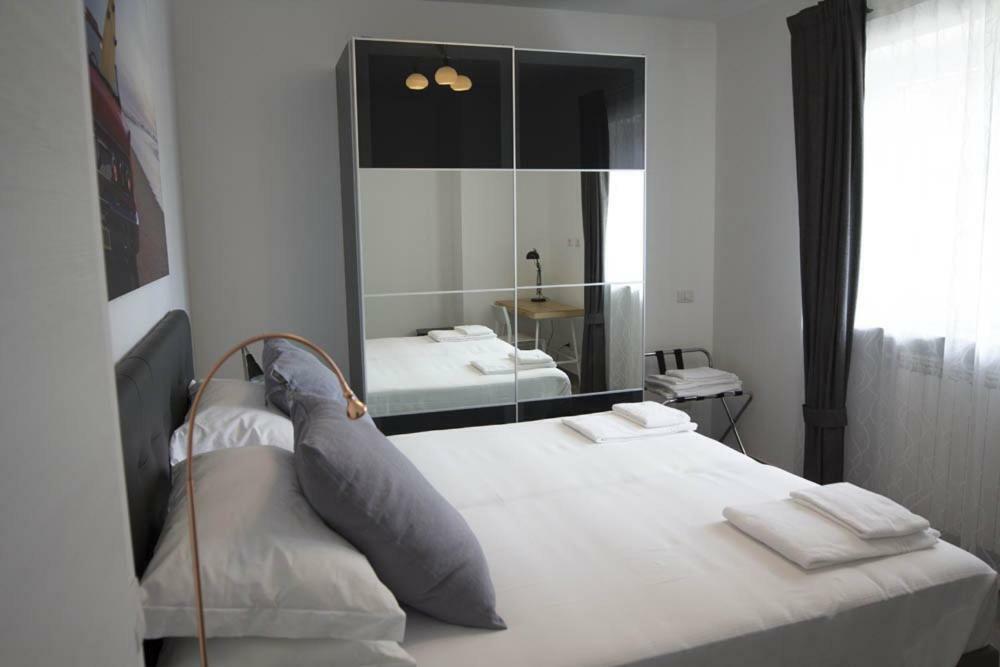 Rosa'S House Rome Airport Apartment Fiumicino Luaran gambar