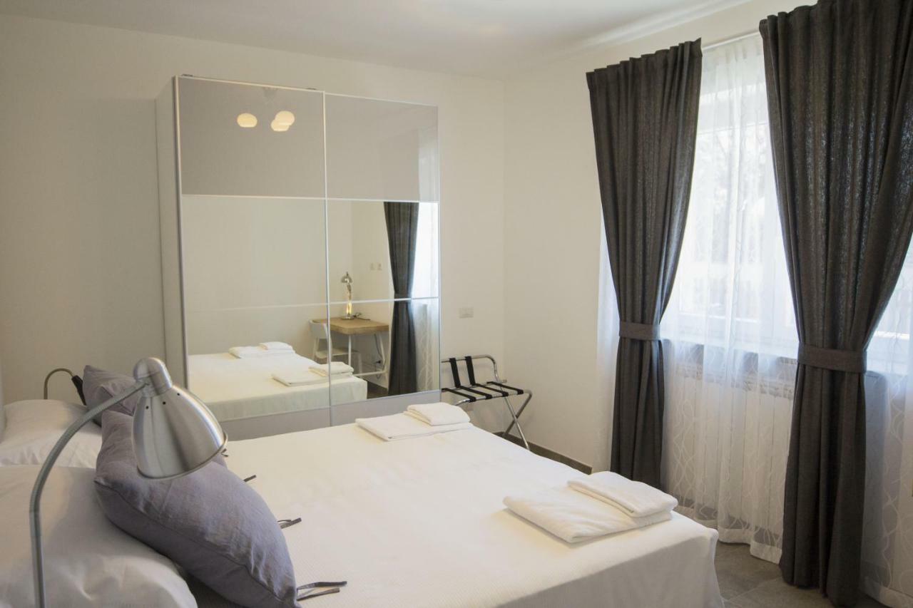 Rosa'S House Rome Airport Apartment Fiumicino Luaran gambar