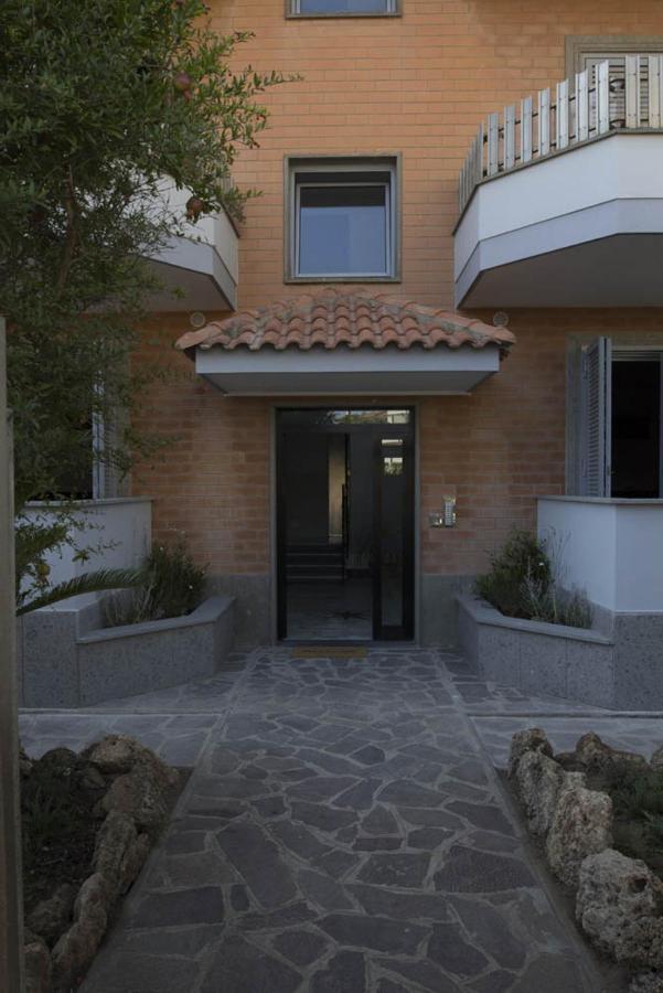 Rosa'S House Rome Airport Apartment Fiumicino Luaran gambar